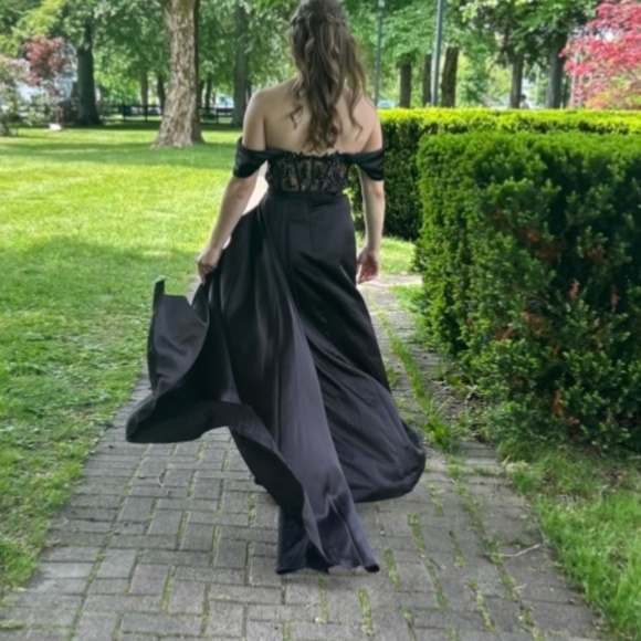 Dressroom Boutique, Black Sequin Long Formal Dress, Size S, US 4 - Picture 3 of 4